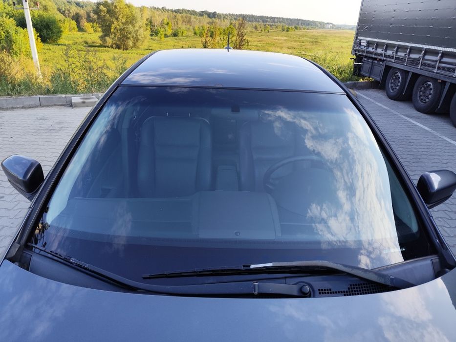 Продам Хонда аккорд гибрид