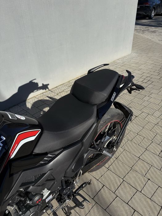 Продам ліфан ср 220