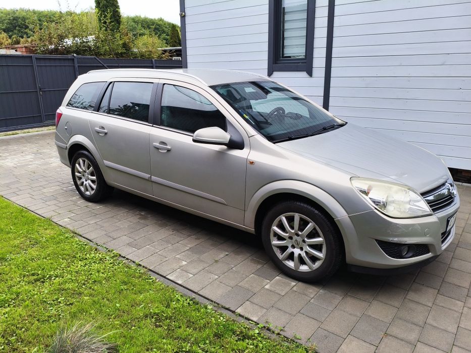 Автомобіль Opel astra 1.6
