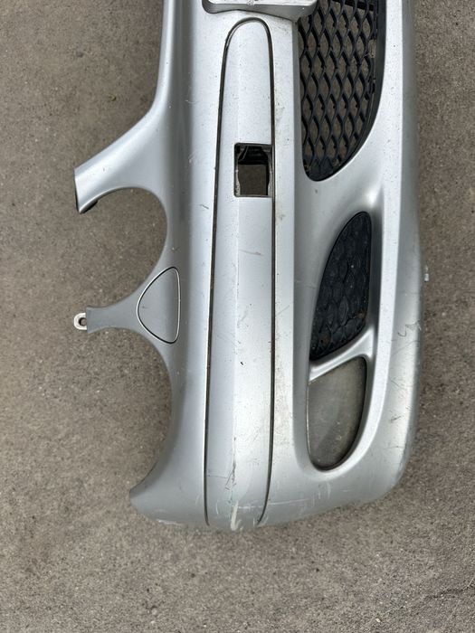 Передній бампер Mercedes-Benz W211 Мерседес Бенз В211 2002–2006 дорест