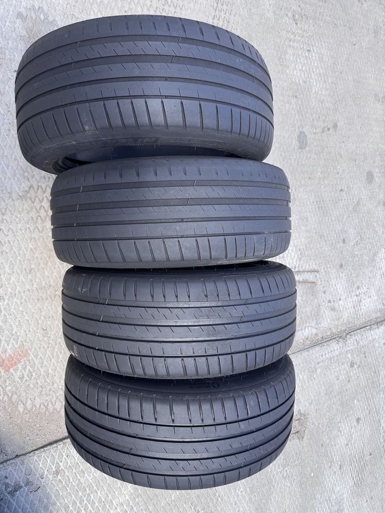 Резина Michelin 235/45 R18