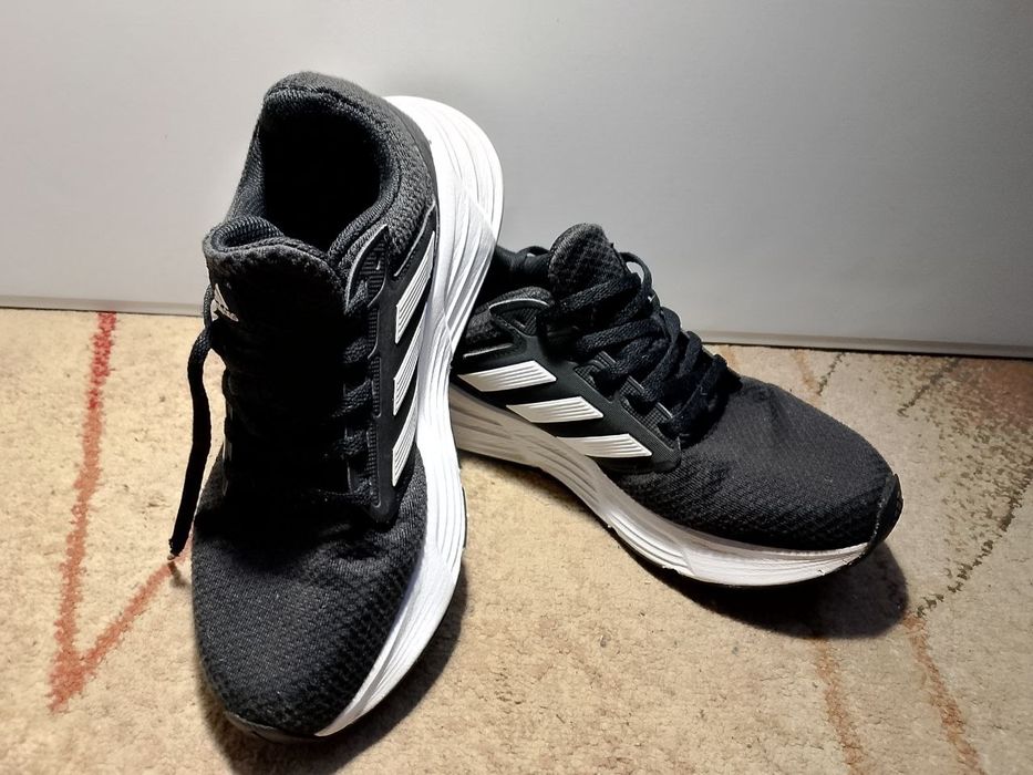 Кросівки adidas galaxy 6