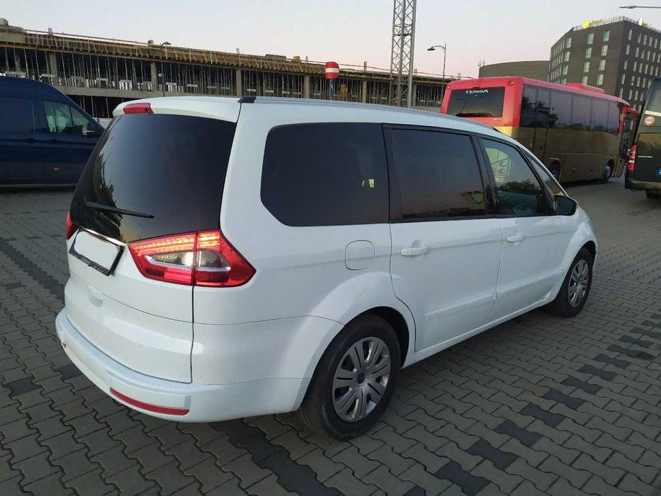 Bus Van 7 osobowy Wynajem Wypożyczenie Ford Galaxy