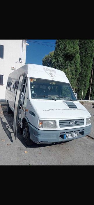 Mini bus iveco 20 lugares