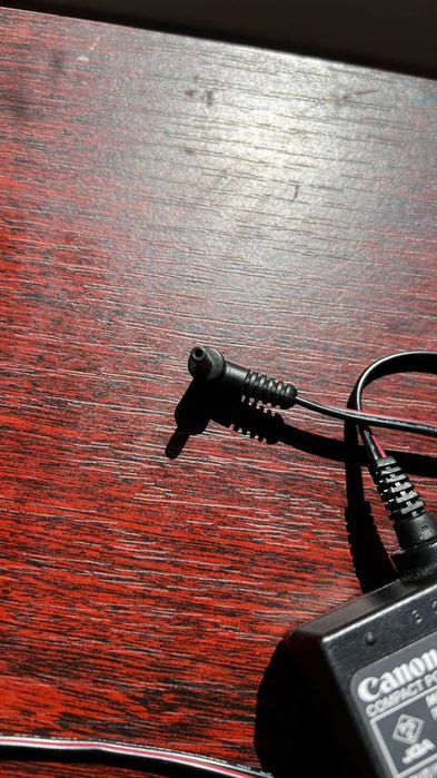 Адаптер зарядка до відеокамери canon mv