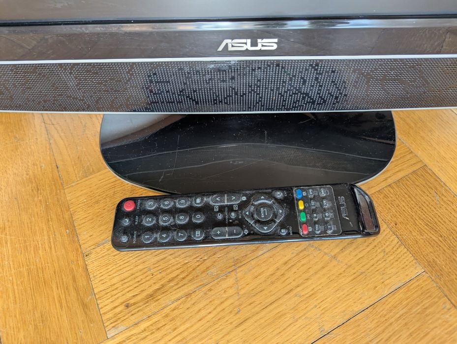Asus telewizor/monitor 22T1E