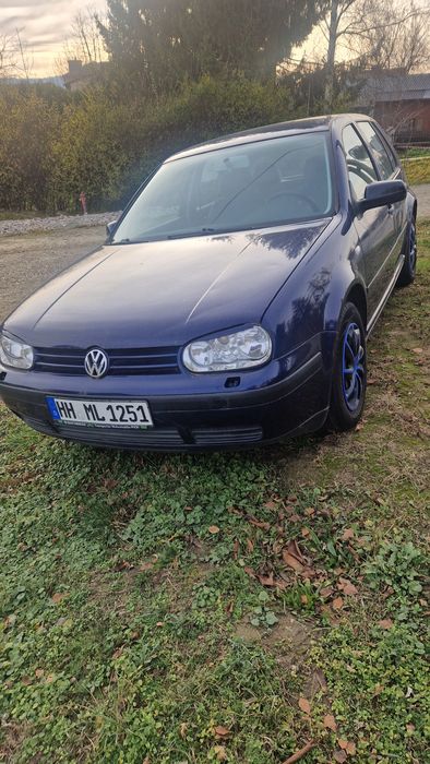 VW Golf 4 Benzyna