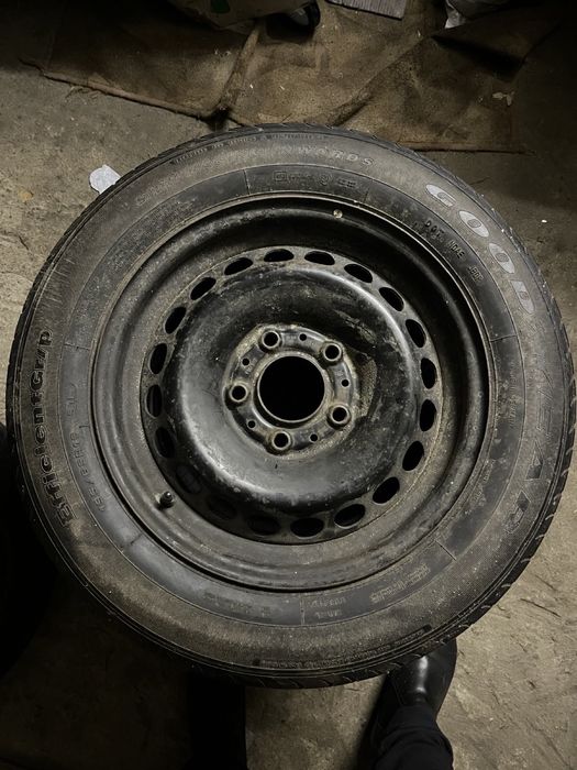 Диск з шиною 5/120 BMW E 36 E46 R15 1 181 957 запаска
