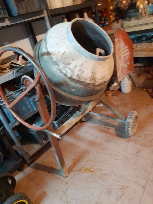 Betoneira a gasolina