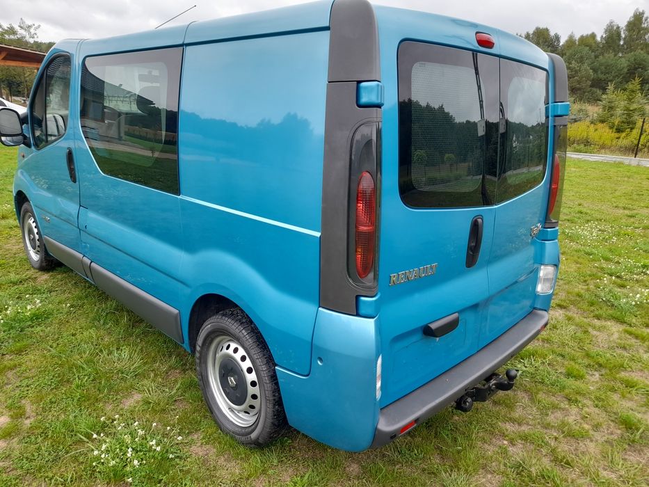 Renault Trafic Brygadówka 6 osobowy z klima