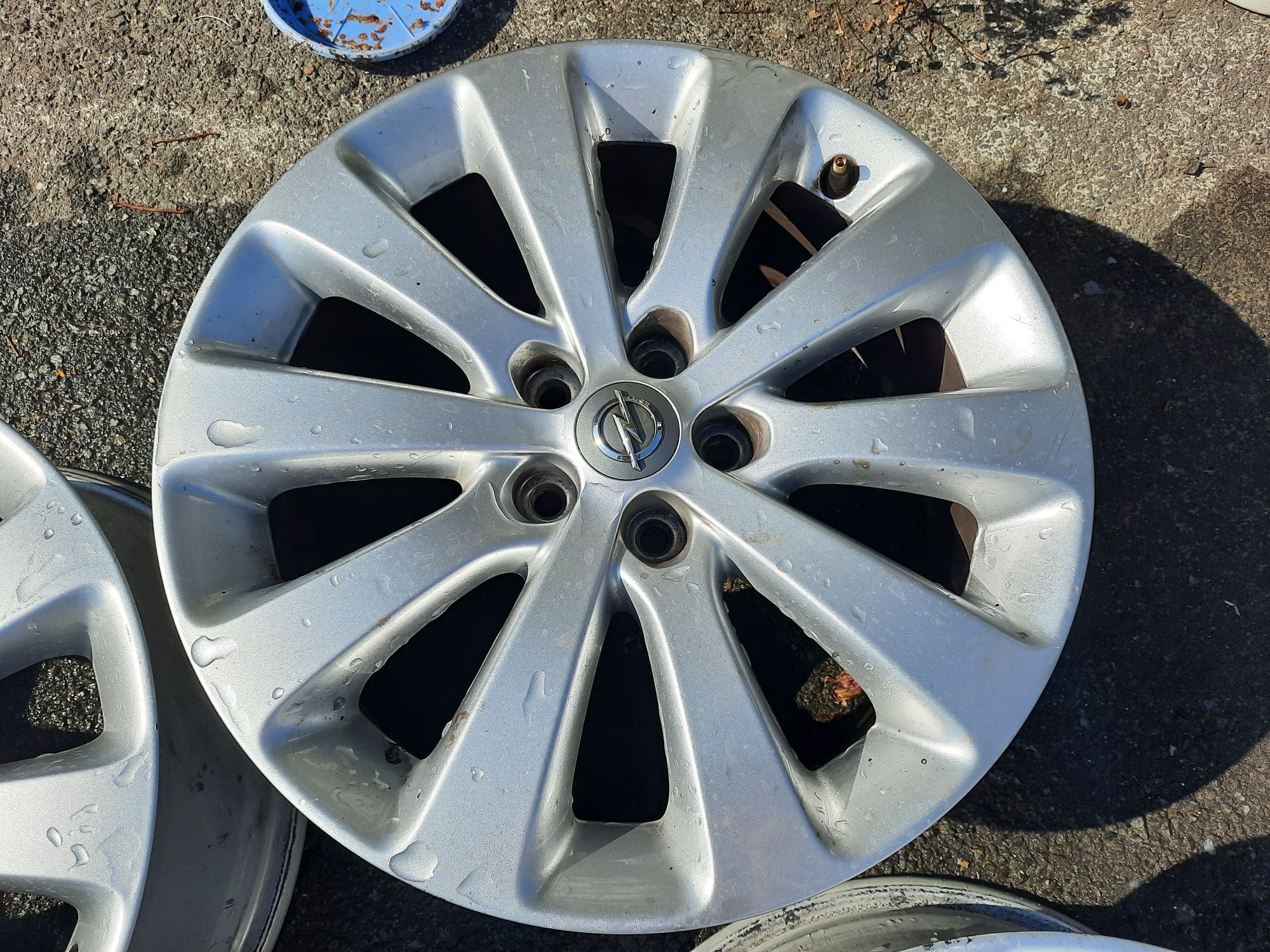 Диски r17 5x105 et42 j7 dia56,6 Opel Astra J K, Mokka