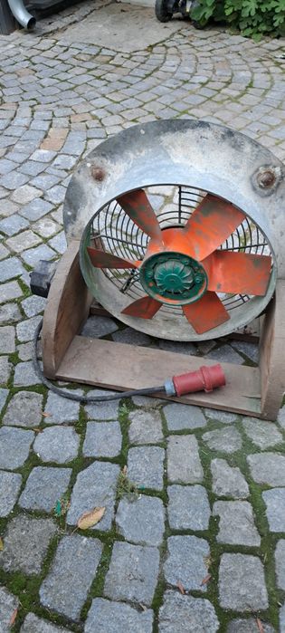 Wentylator- wyciag przemysłowy na siłe