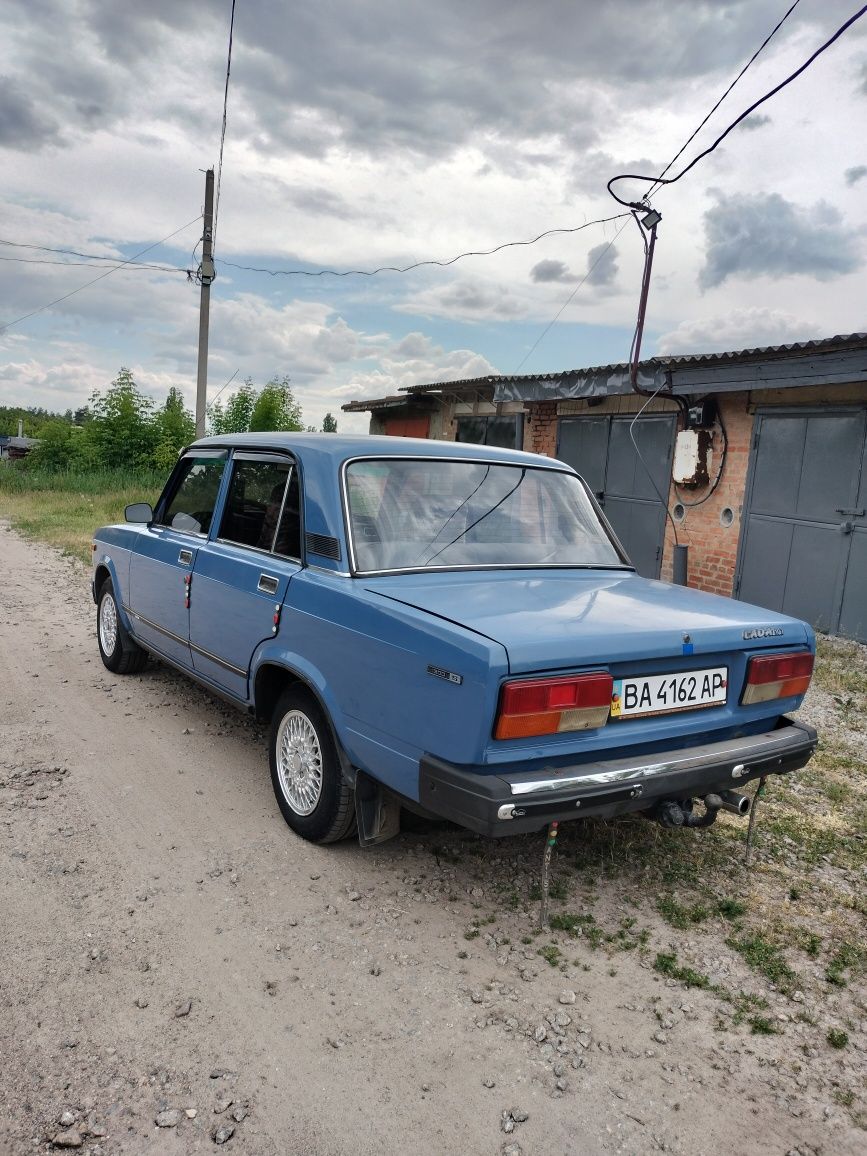 ВАЗ 2107 LADA оригінал