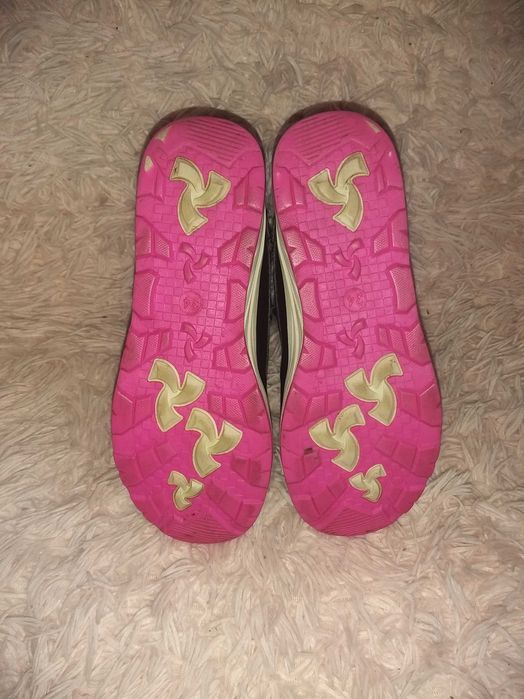 Śniegowce ocieplane, antypoślizgowe roz. 34