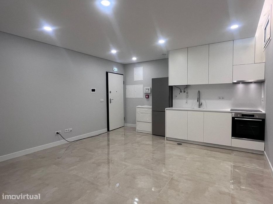 Atelier com kitchenette Totalmente Equipada - Viseu