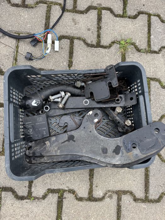 Hak holowniczy kompletny zestaw z wiązką RENAULT MEGANE 4 IV HB ASO