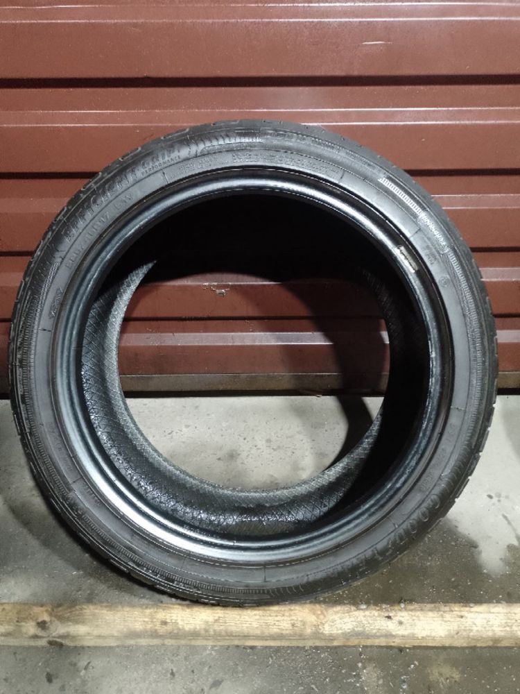 Резина Шини 225 45 R17 GoodYear Efficient GripPerfomance