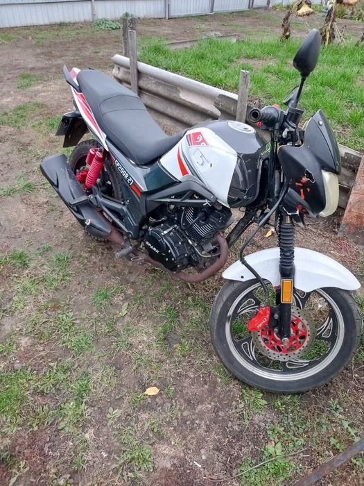 Продам спарк27..