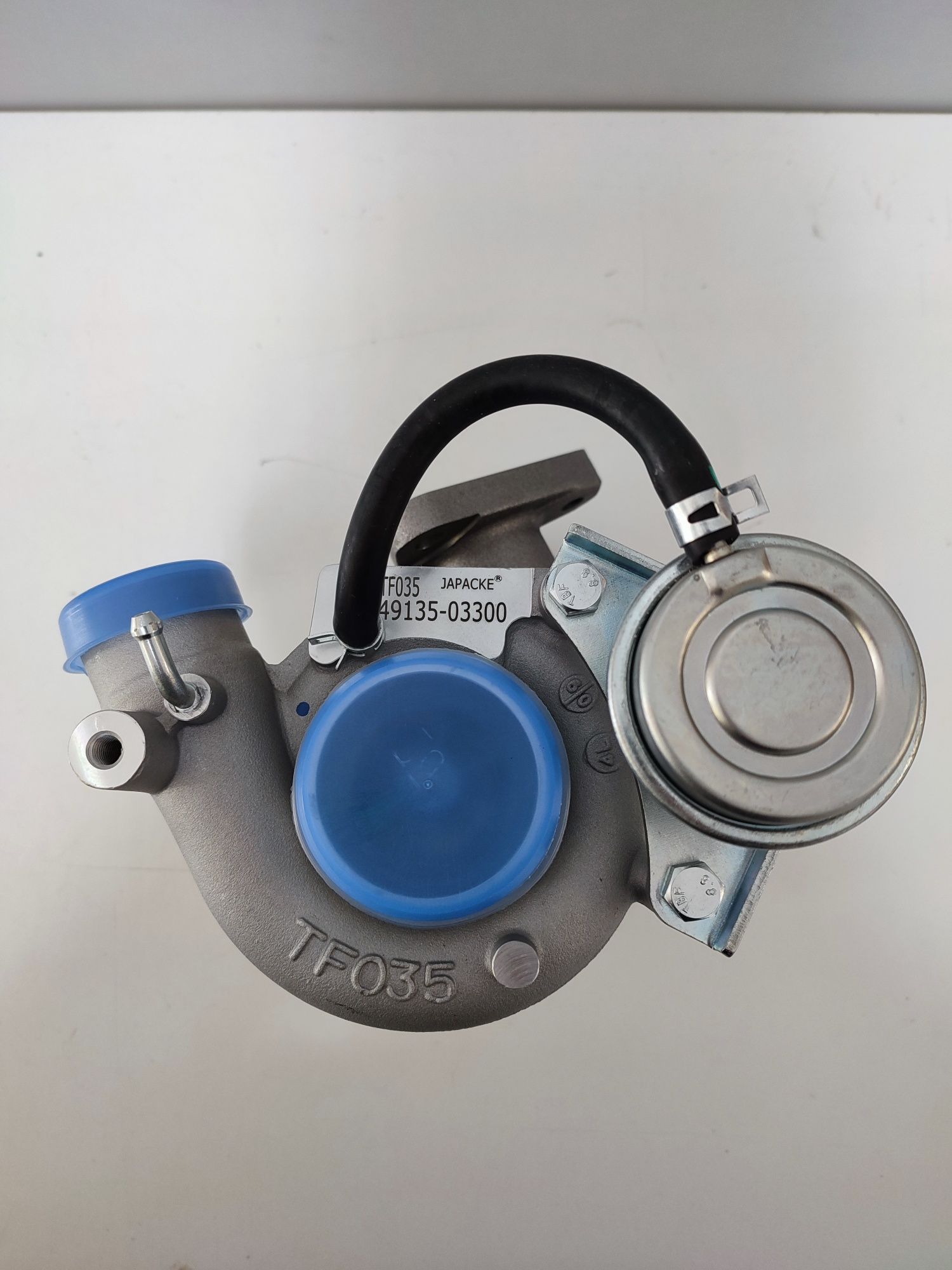 Turbo novo para Mitsubishi Canter FE531 motor 4M40