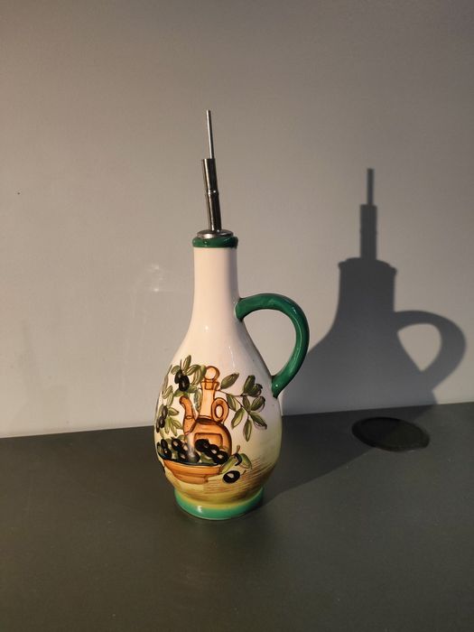 ceramiczna butelka na olej oliwe