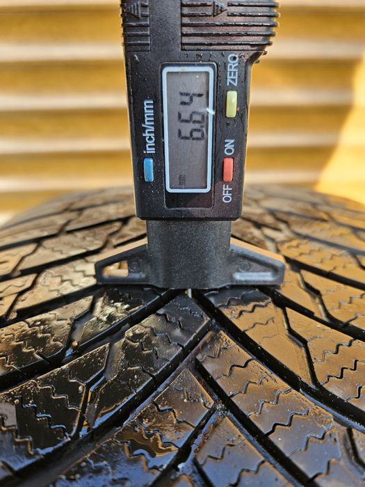 Opony zimowe Firestone 235/45R18