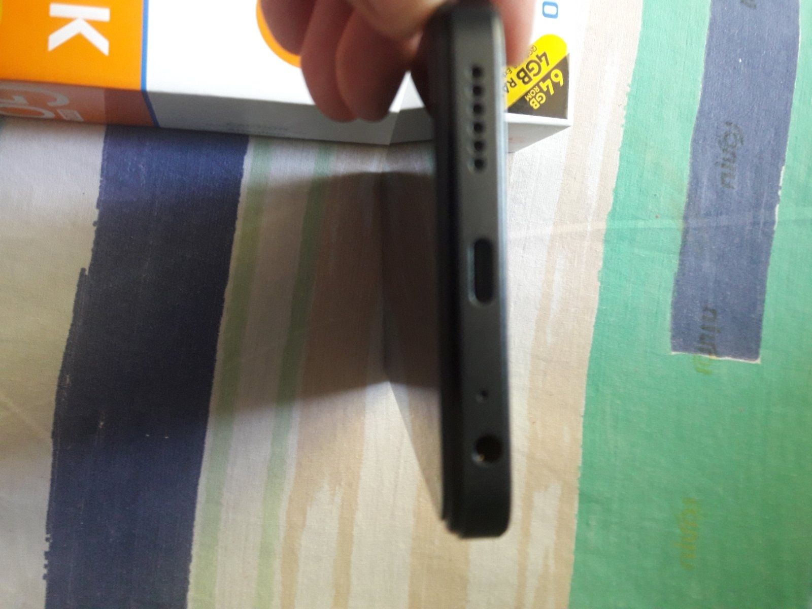 Продам телефон Tecno spark Go 2024