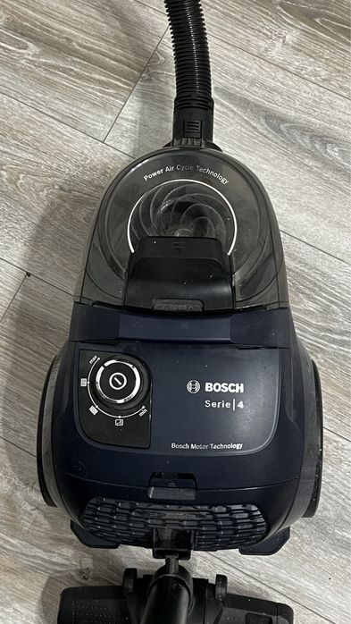 Пилесос Bosch б/у гарний стан