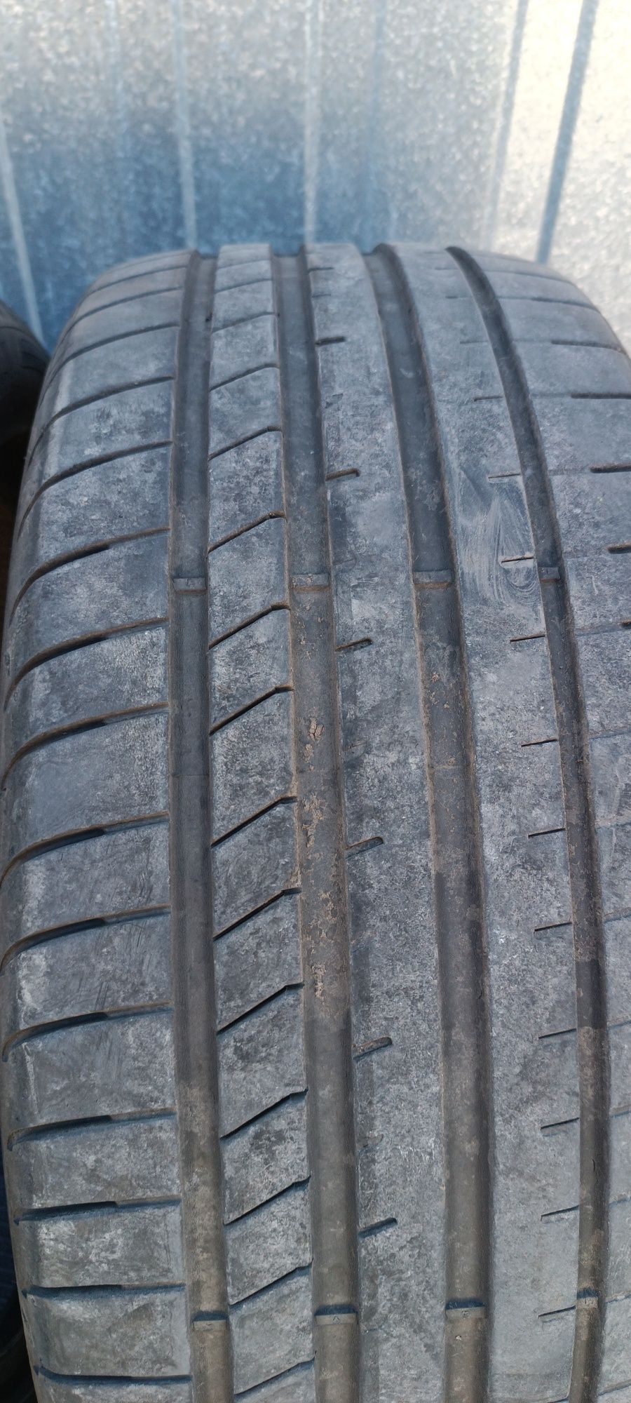 Goodyear EAGLE F1 245.40.18 2szt