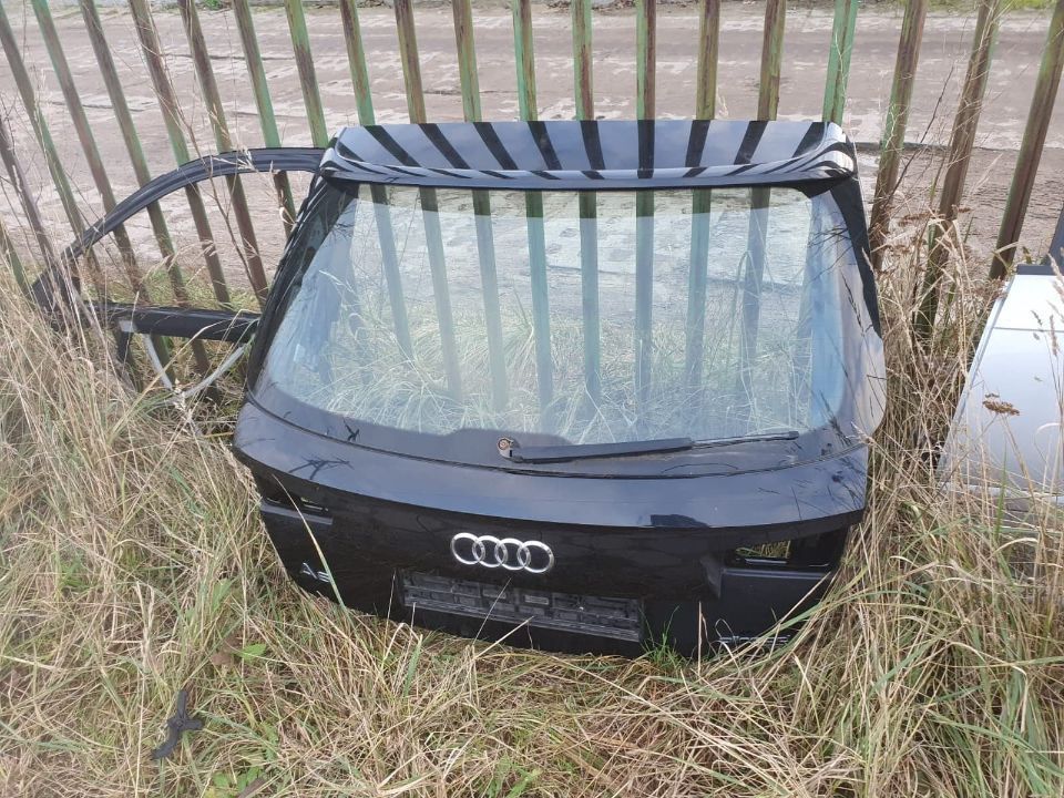 klapa tył audi a6 c7 kod.lak. lz9y stan bdb