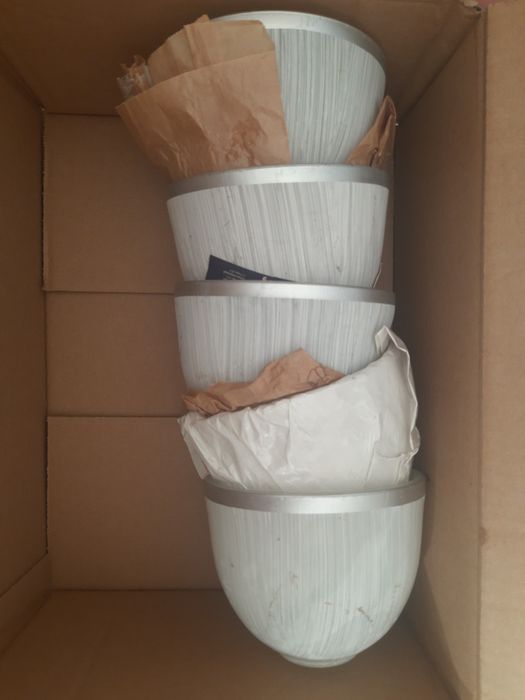 5 x kloszy wykonanych z grubego szkła