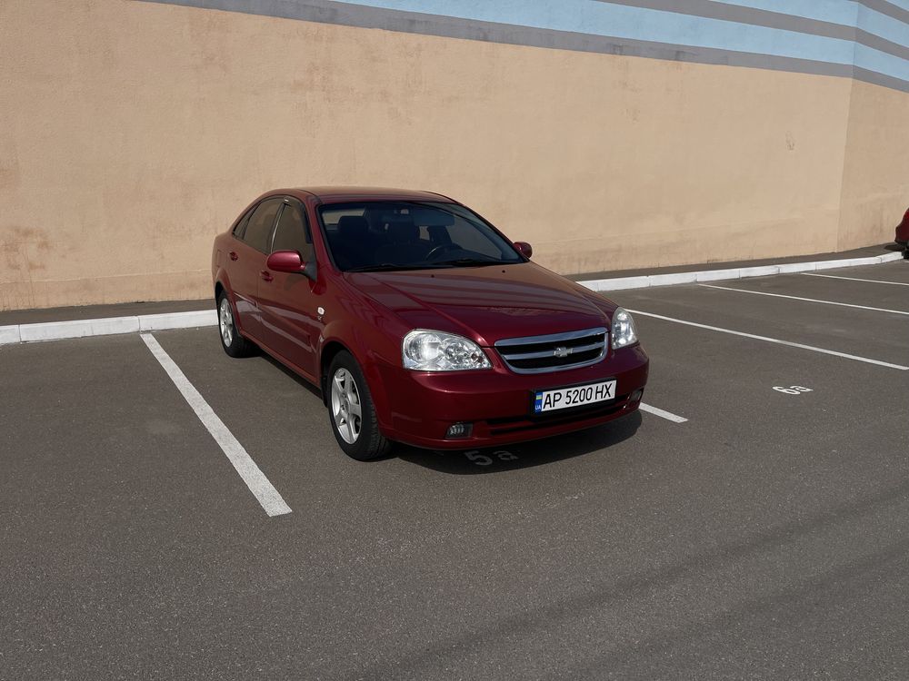 Продам Chevrolet Lacetti Лачетти 2012 года 1,6 газ/бензин