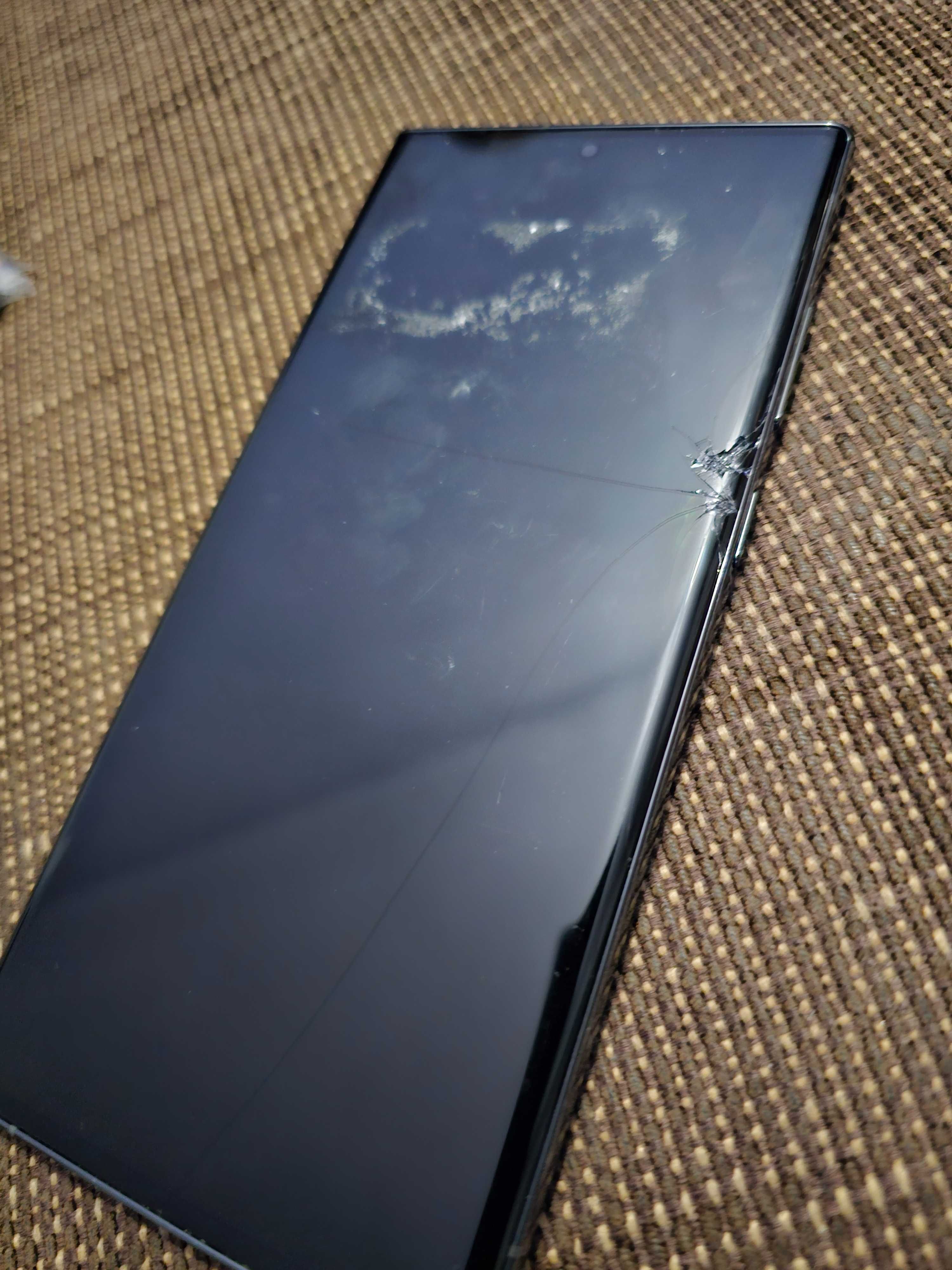 Części do smartfonów Galaxy S23 Ultra i S10