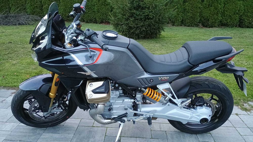 MOTO GUZZI V100 S MANDELLO 2024 kufry ohlins stelvio v85tt multistrada