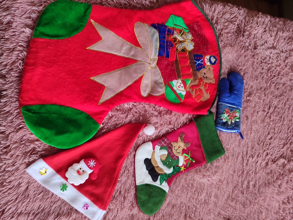 Плед,новогодние сапожки,кофты