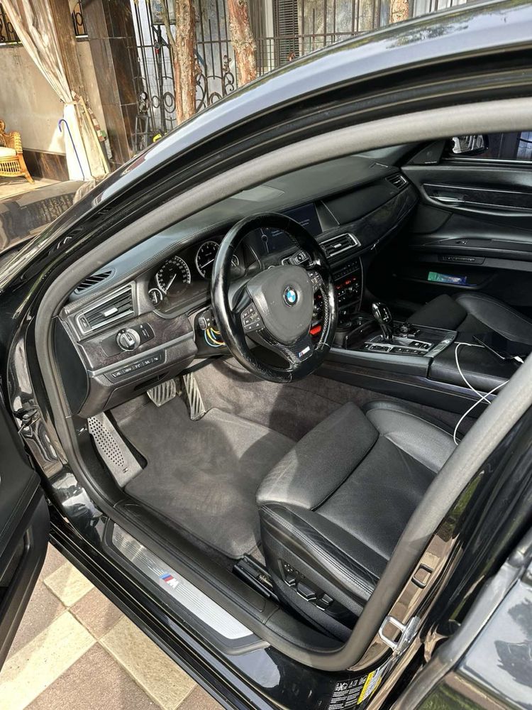 Bmw 7 series 4.4.Бензин