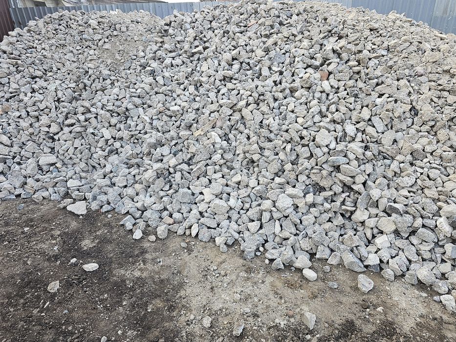 Piasek, beton kruszony czysty, gruz, wywozy, ziemia piasek 0-2