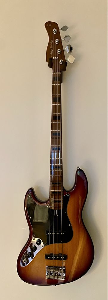 Gitara basowa leworeczna Marcus Miller Sire V5