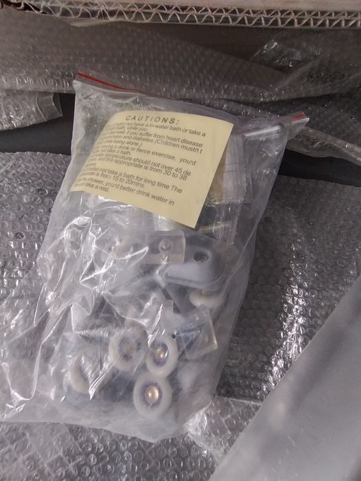 Стіклові двері до душу