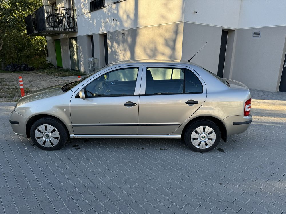 Wynajem auta / auto na wynajem na doby Skoda Fabia/Białołęka
