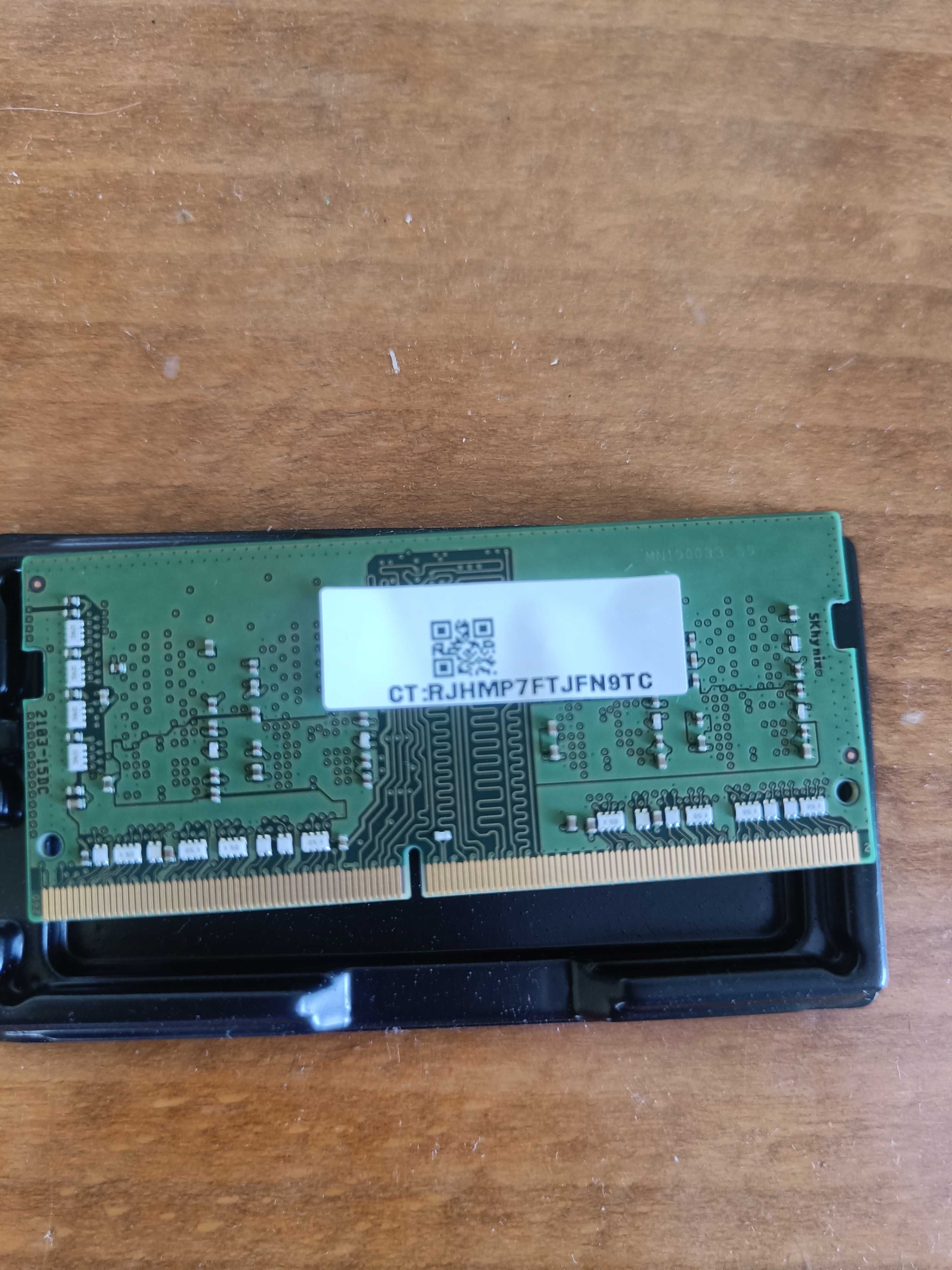 Оперативна память Hynix 4 GB DDR4 для ноутбука