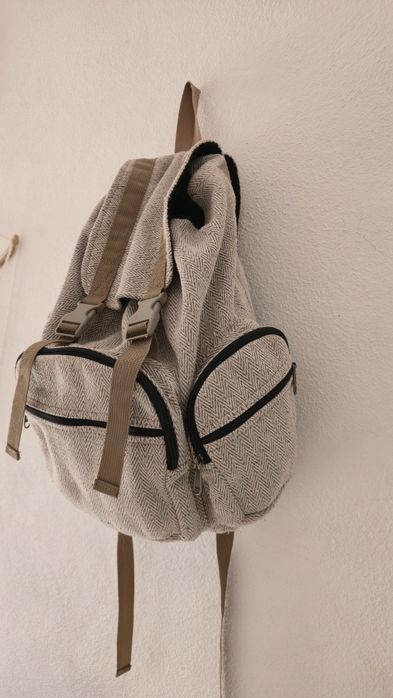 Mochila de cânhamo e algodão