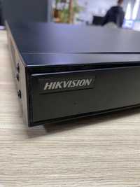 Відеореєстратор 16 IP камер Hikvision з диском WD 1Tb