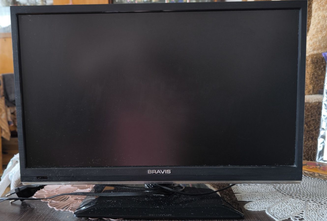 Продам телевизор Bravis, модель LED-22B 1000B. Состояние отличное