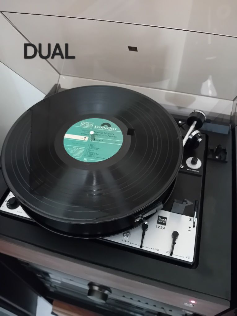 Gira-discos vintage DUAL