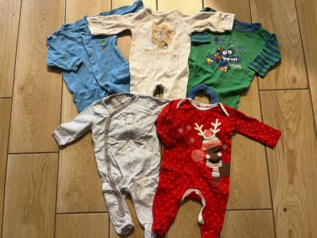 Pajacyk pajacyki 5szt piżamki dla niemowlaka 62 święta renifer