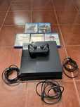 PS4 com 1 comando e vários jogos