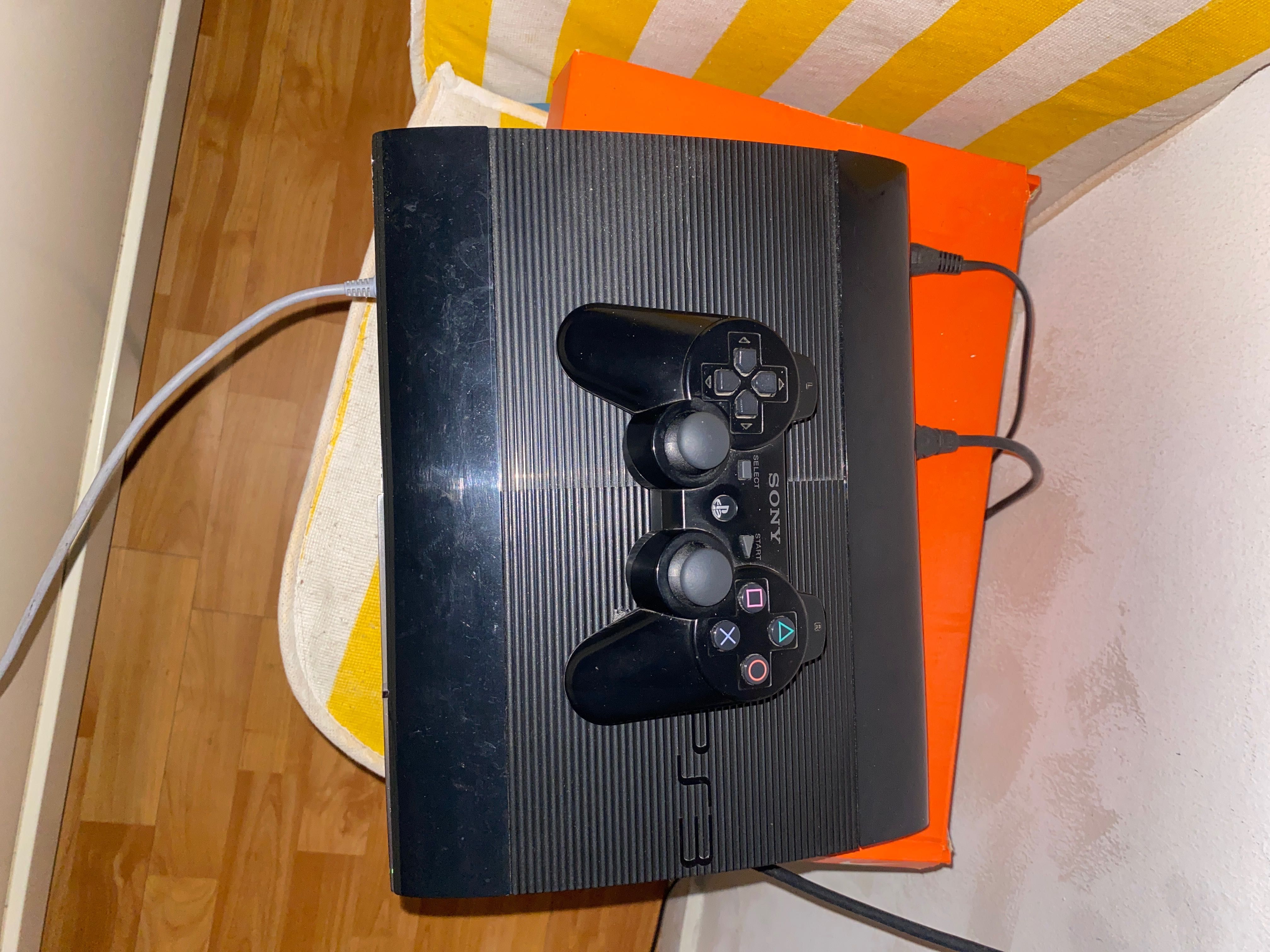 PS3 com 1 comando original