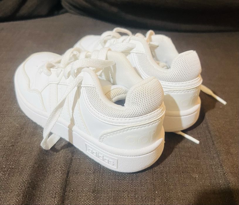Tenis adidas originais numero 30 impecaveis