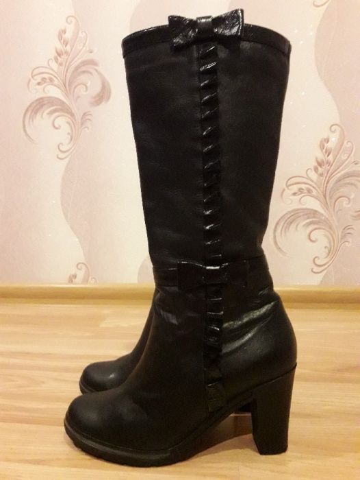 Сапог осенний натуральная кожа.