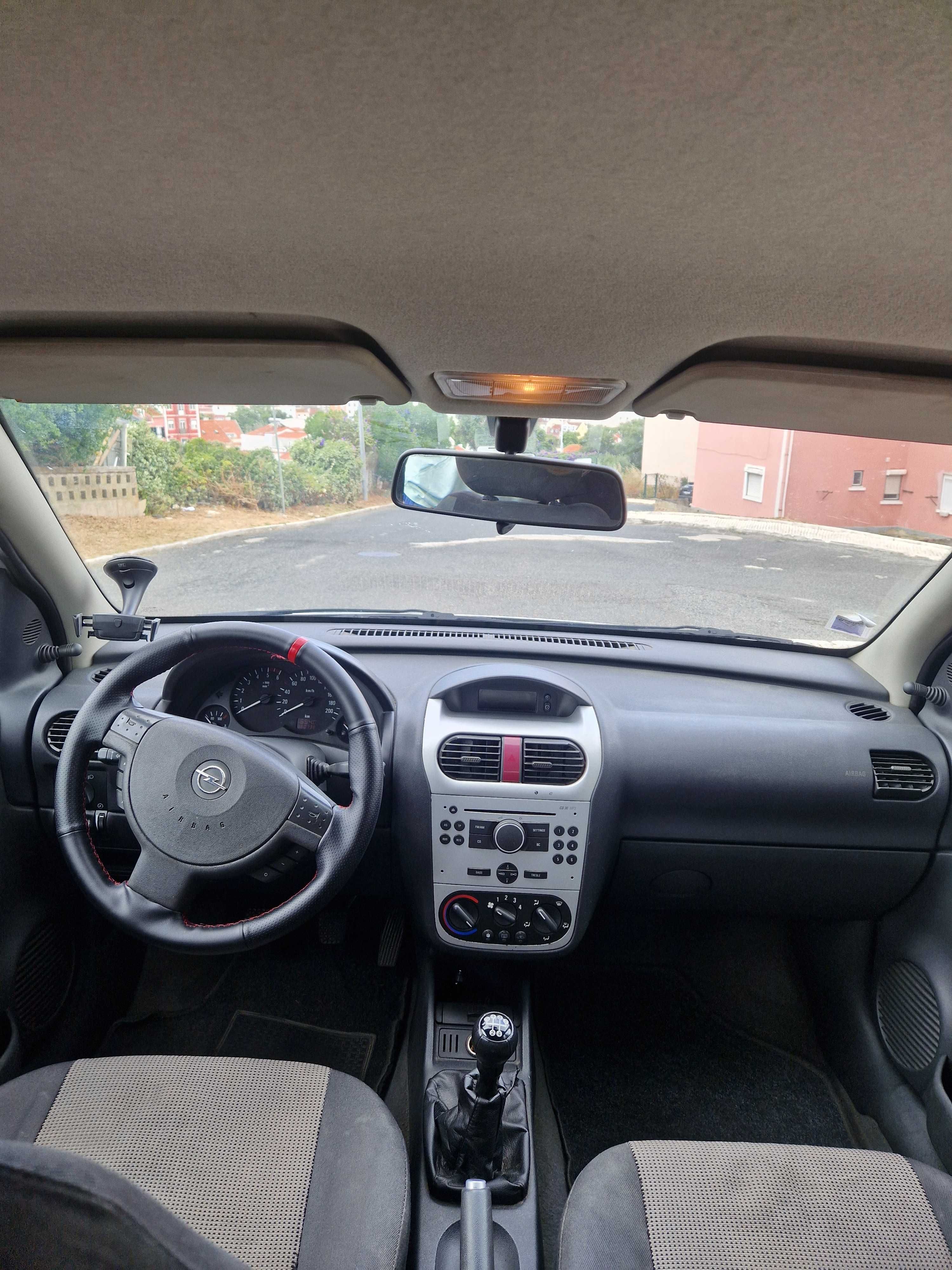 Opel Corsa 1.3 CDTI - 2005 | 160.000 km | Diesel | Econômico e Fiável